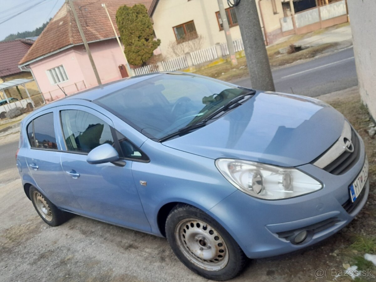 Corsa 1.2 benzín