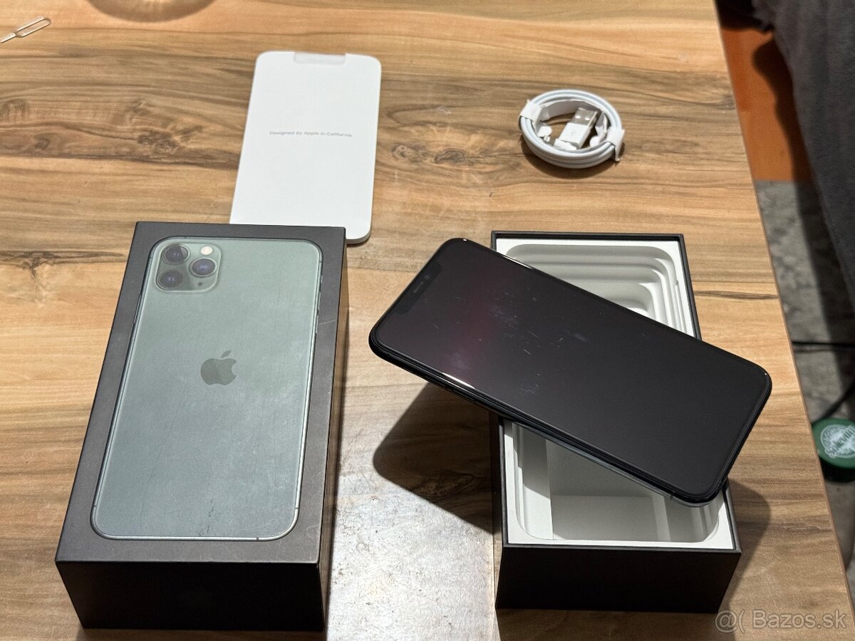 Predám Apple iPhone 11 PRO MAX 256GB Green Malé známky