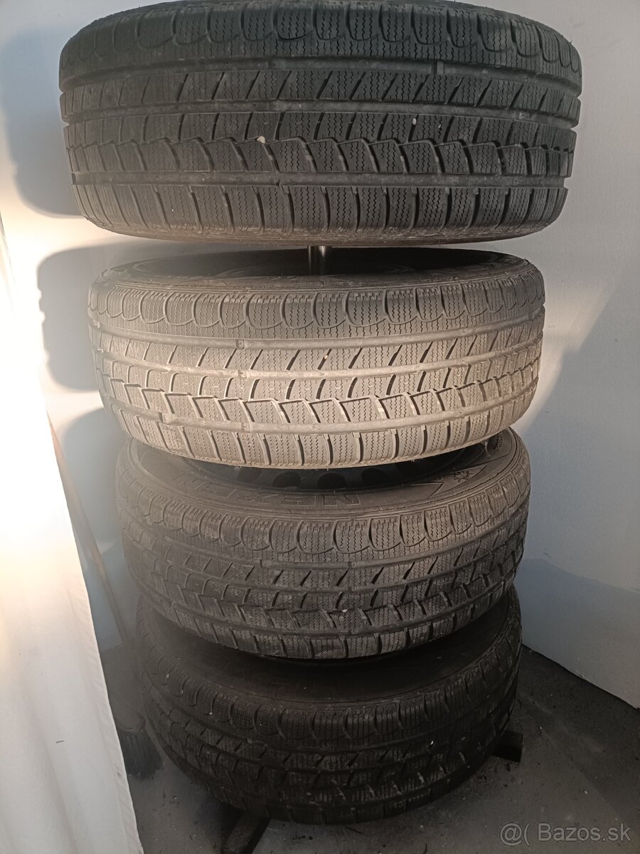 4 ks ZIMNÉ pneumatiky 205 / 55 R16 s diskami