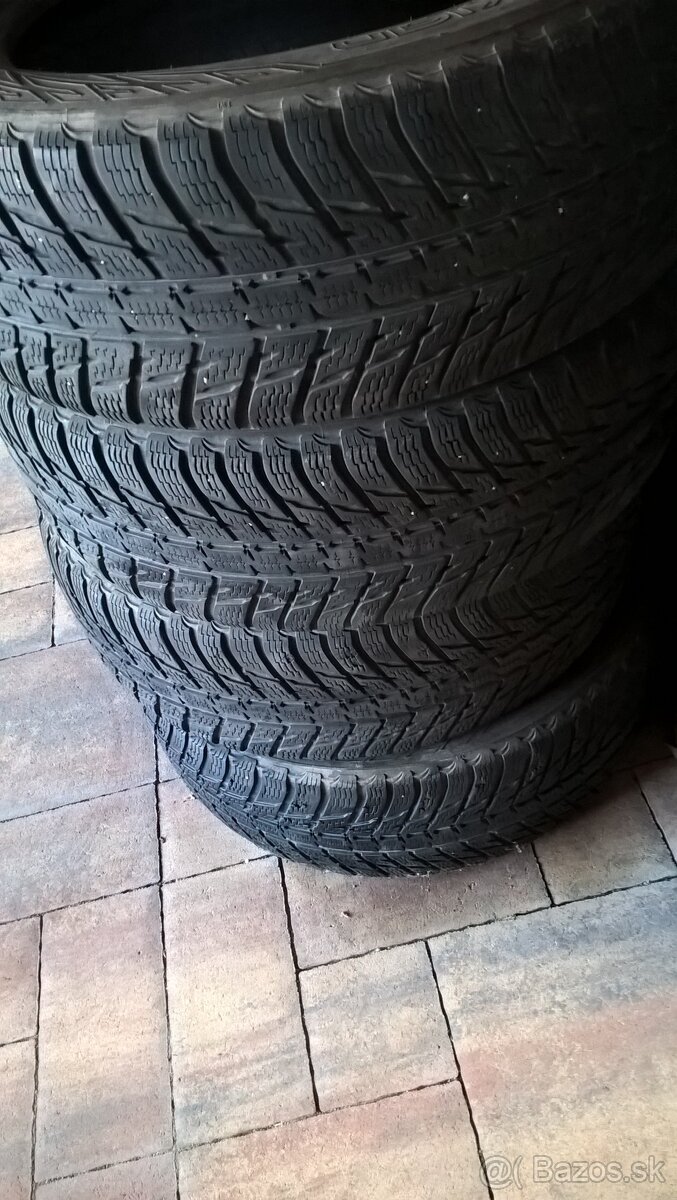 4 ks ZIMNÉ 225/60 R17 103H XL NOKIAN  6-7 mm LEN 29,99 €/kus