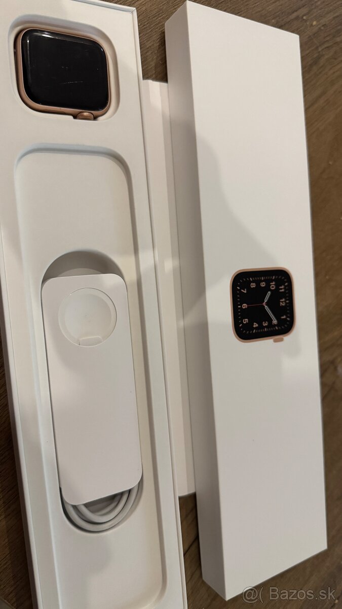 Apple Watch SE 2022, 40mm