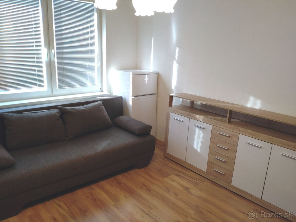 BYT - Garsónka na prenájom / Apartment for rent