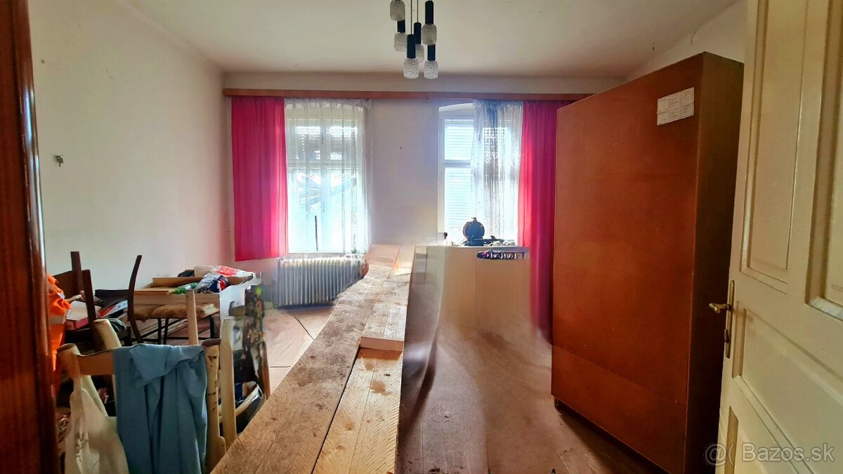 Na predaj 4. izb. rodinný dom, pozemok 376 m2, Handlová