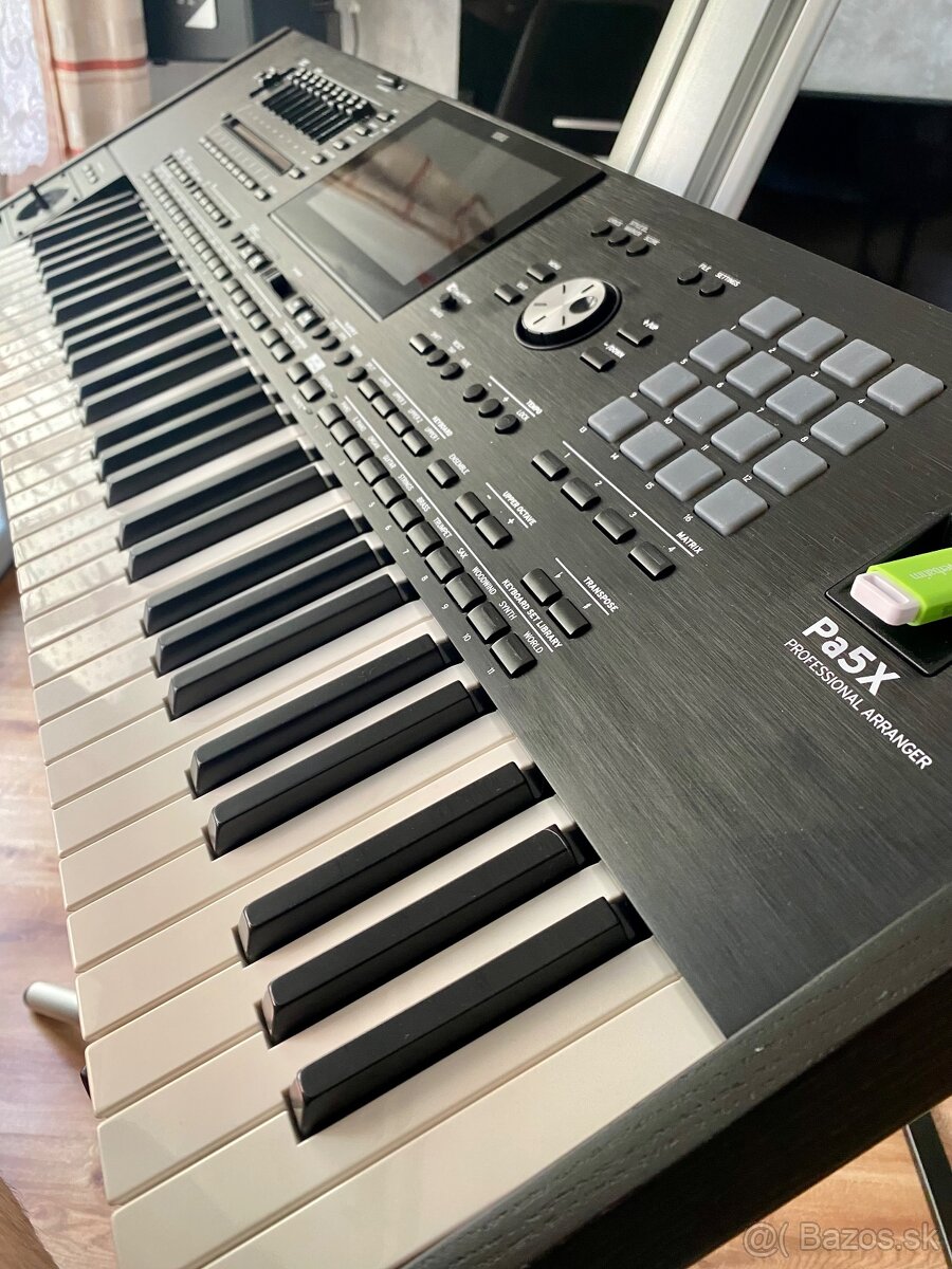 Korg pa5x