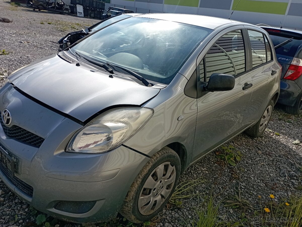 TOYOTA YARIS 1.4