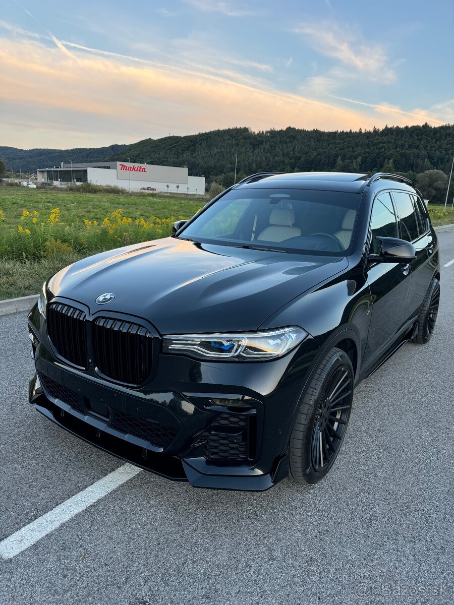 BMW X7 M50i BLACK INDIVIDUAL Full výbava možná výmena