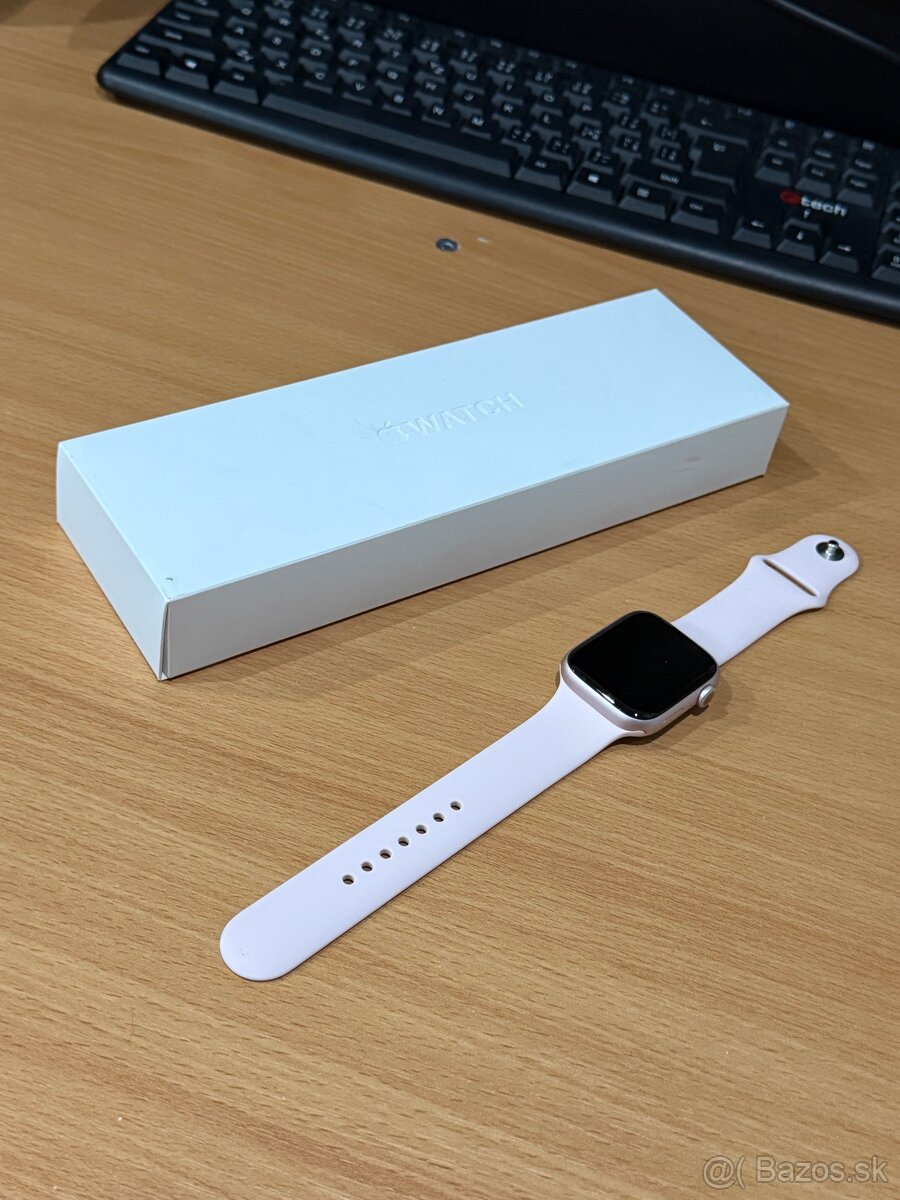 Apple Watch 9.gen 45mm — PINK