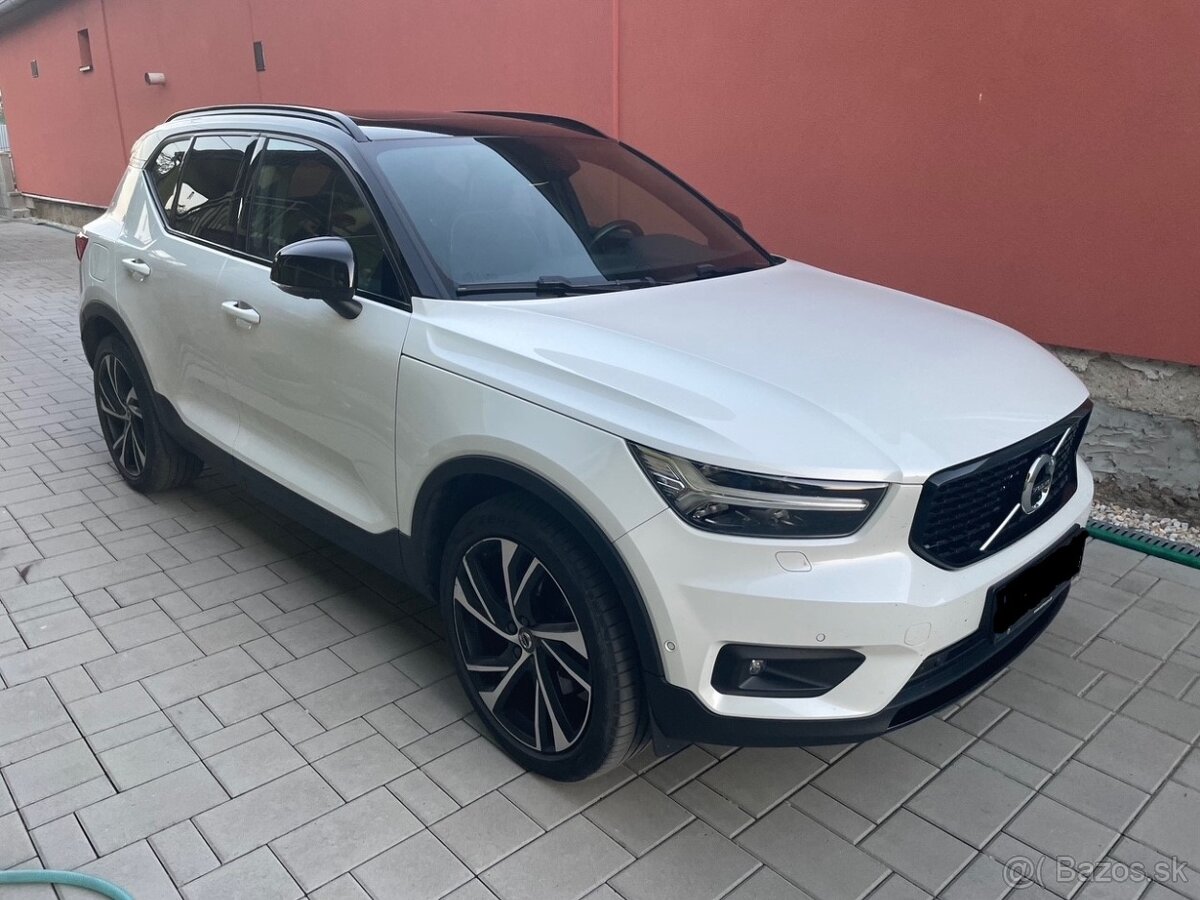 Volvo XC40 T5 AWD R - Design A/T