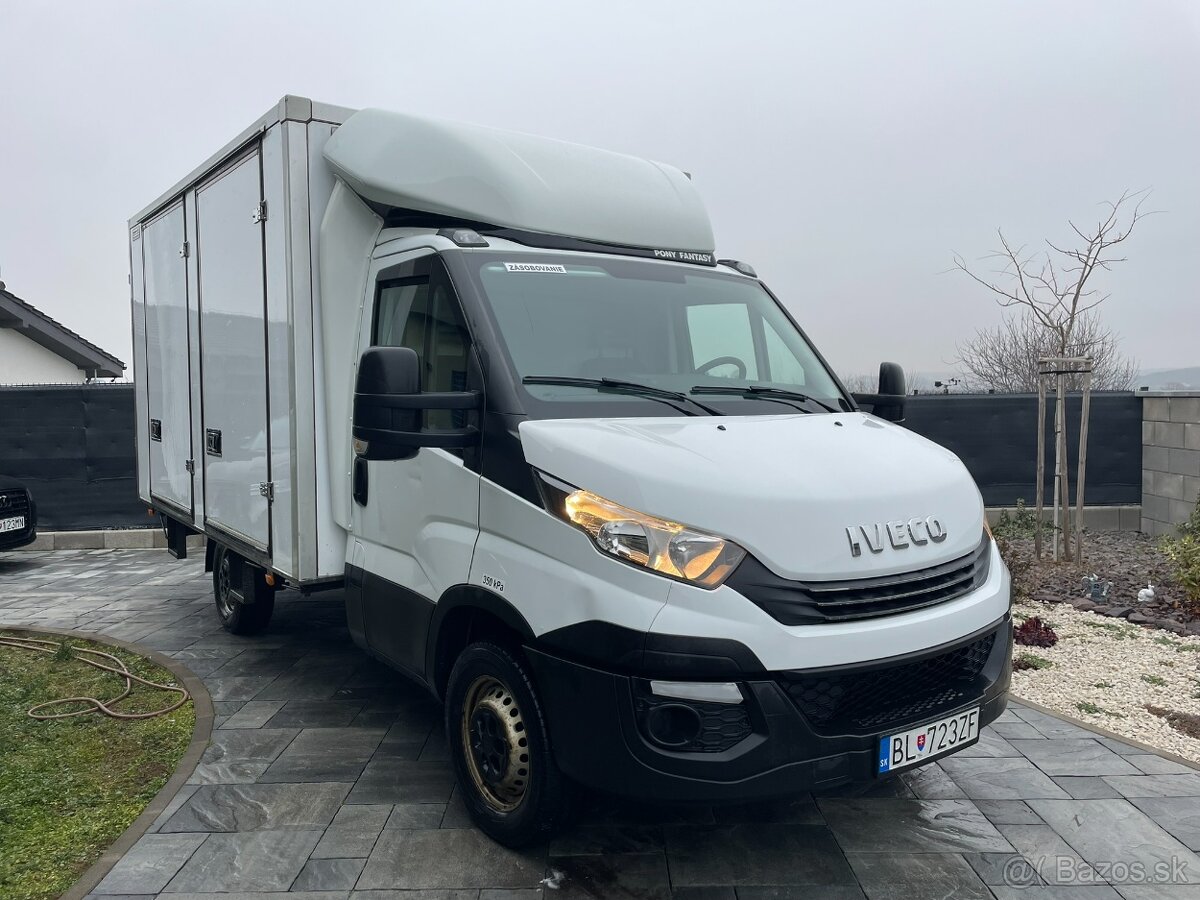 Iveco Daily 35s14 rv 11,2019 Skriňa bok otvarateľný