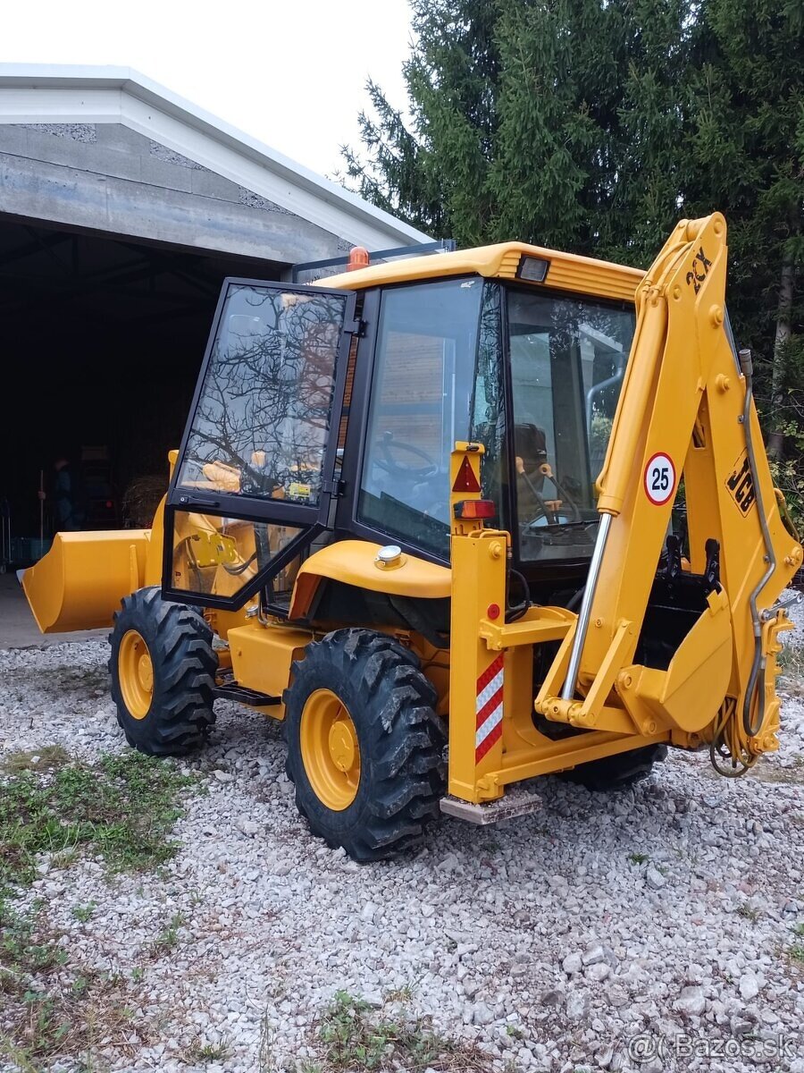 JCB 2CX