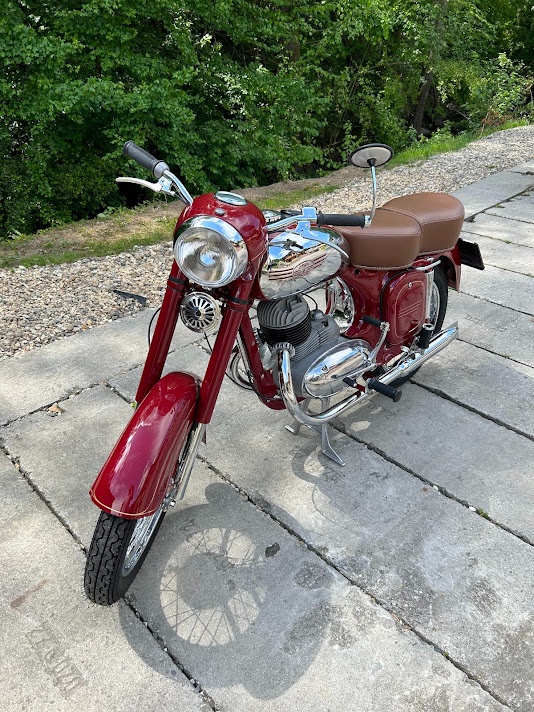 Jawa 250/353 - polbubon