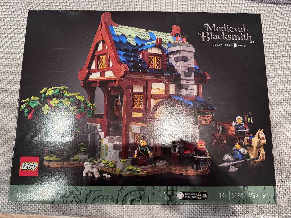 Lego ideas 21325 Medieval Blacksmith