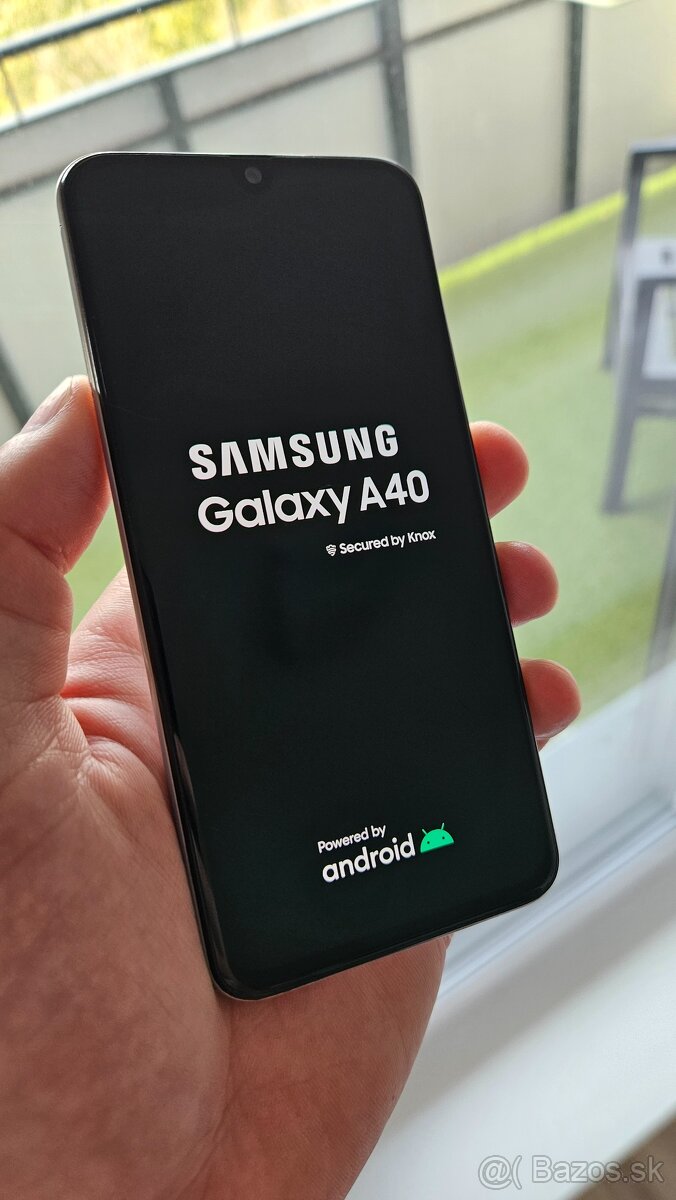 Samsung Galaxy A40 biela 4/64