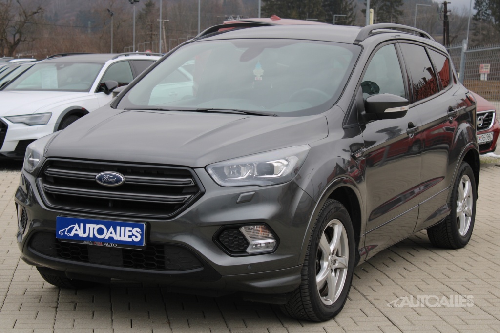 Ford Kuga 2,0 TDCi 88 kW ST-LINE AUTOMAT