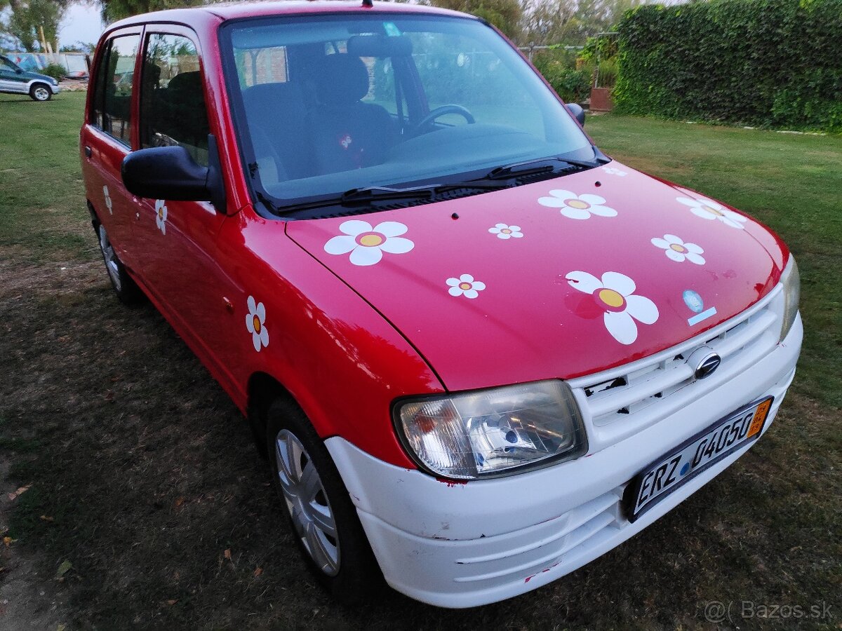 Daihatsu Coure 1000cm3 Benzin R.v.2002