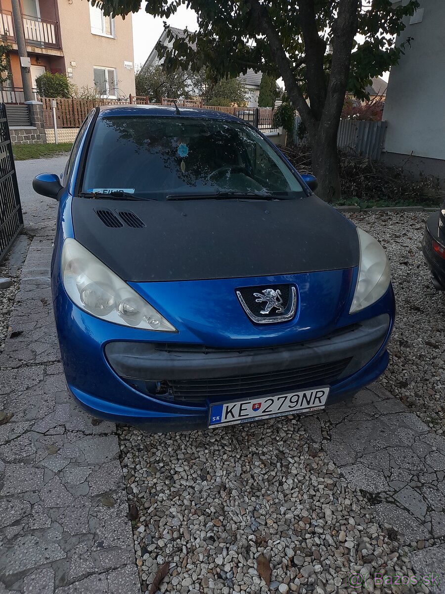 Predávam Peugeot 206+