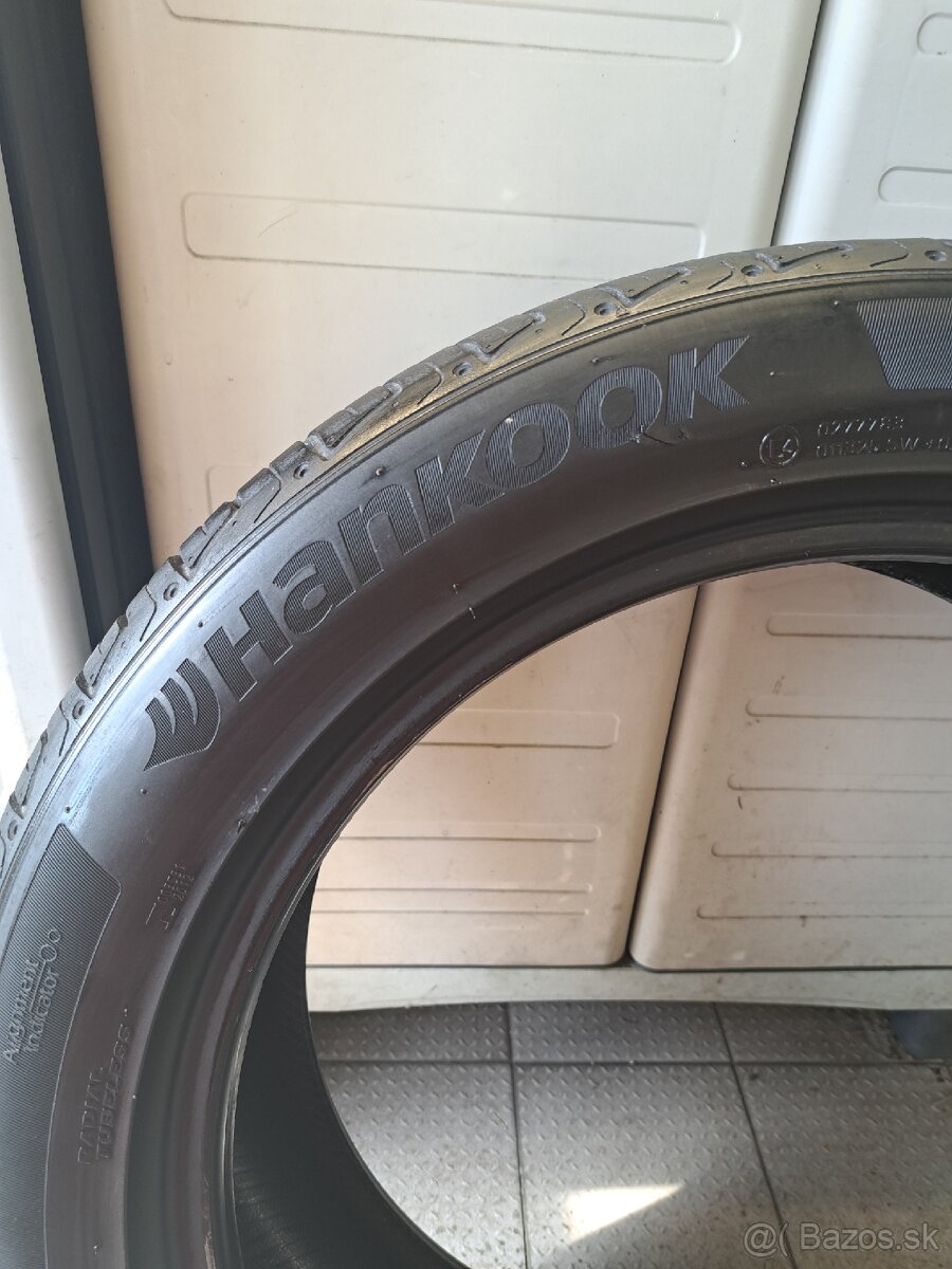 Predam 4x letne pneu Hankook Ventus S1 evo2 suv 235/50r19