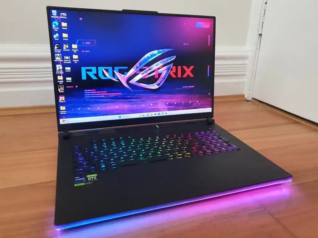 ASUS ROG STRIX G18: i9 14900HX,32GB,SSD 1TB,RTX4070 8GB