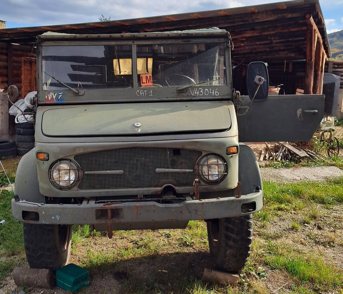 Predám mercedes Unimog 404 Cabrio- vojenský special -