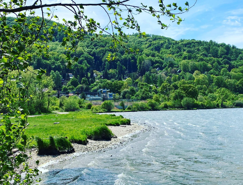 POZEMKY 1.900 m2 okolo Môťovej (Zvolen)