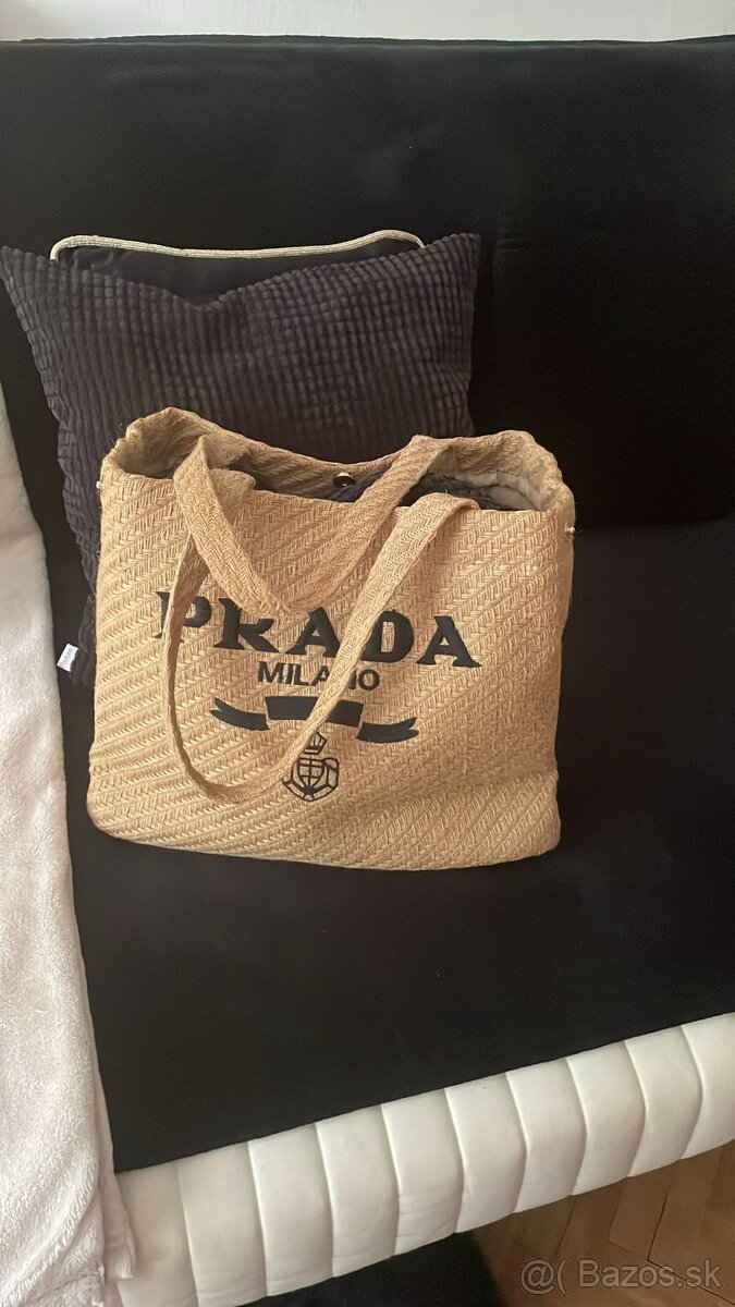 Prada kabelka