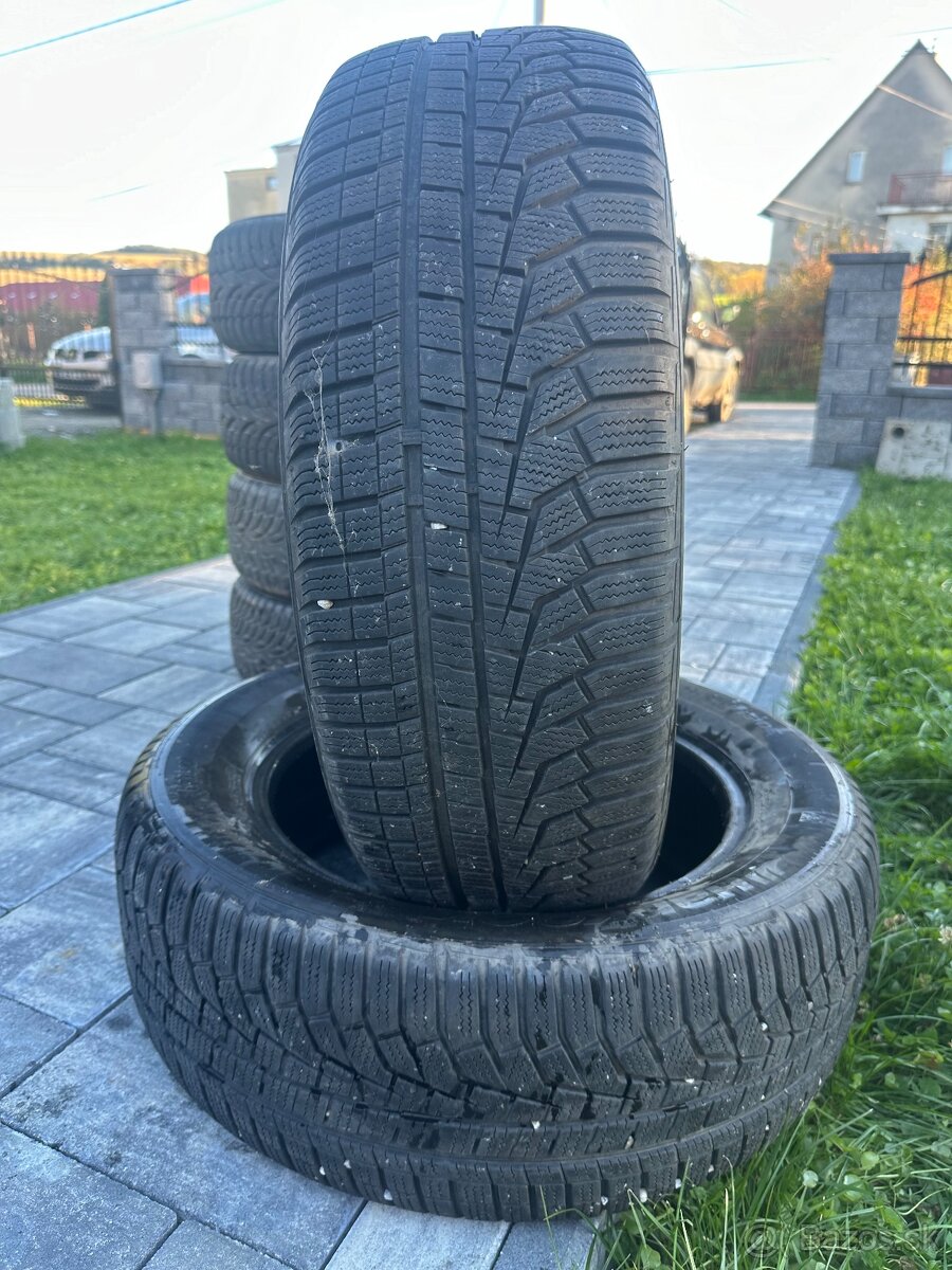 Predam 225/60 R17 zimne pneumatiky