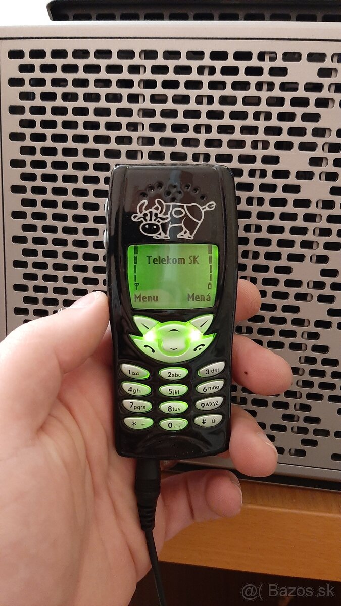 Nokia 8210