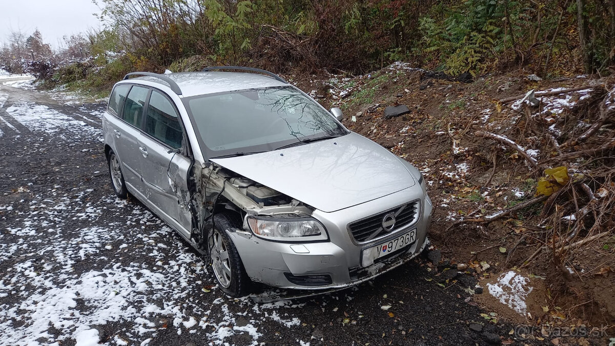 Volvo V50 D2 búrané