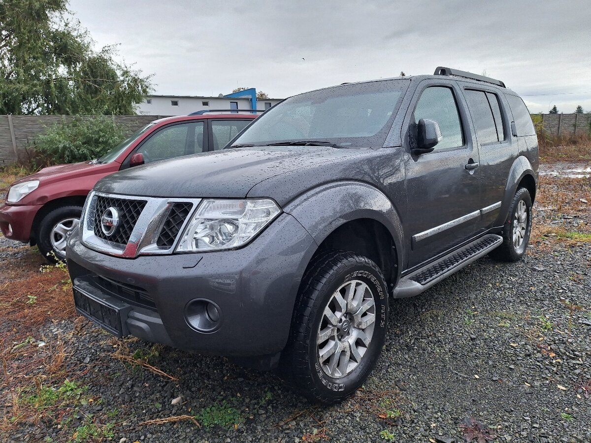 NISSAN NAVARA 3.0 DIESEL V6 AUTOMAT ROK 2013