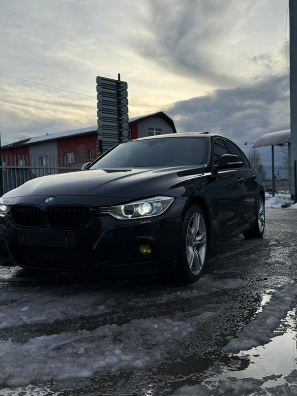 Predám BMW F30 328ixDrive MPacket