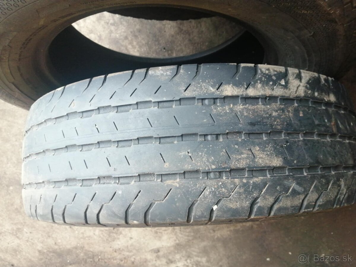 215/70 R15c