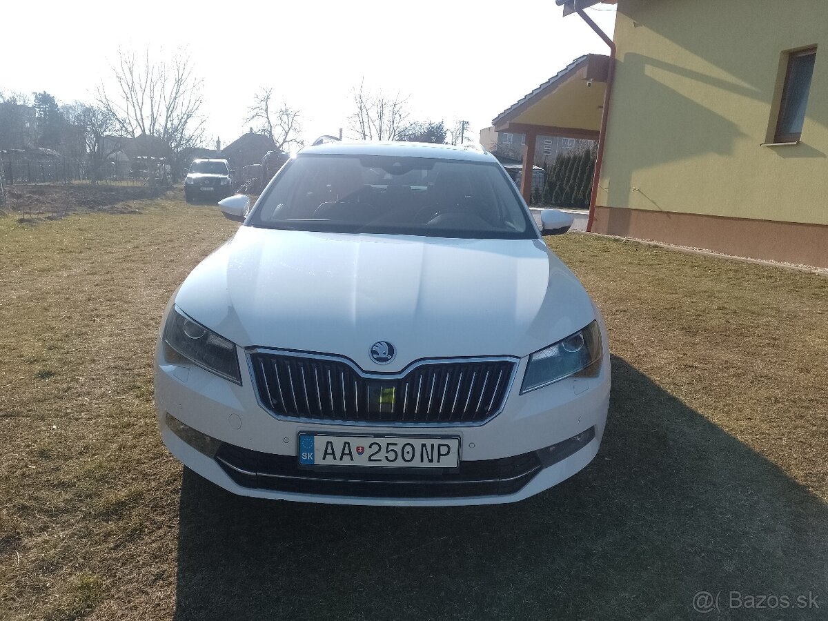 Predám 4x4 Škoda Superb 3 combi ročník 2016 DSG