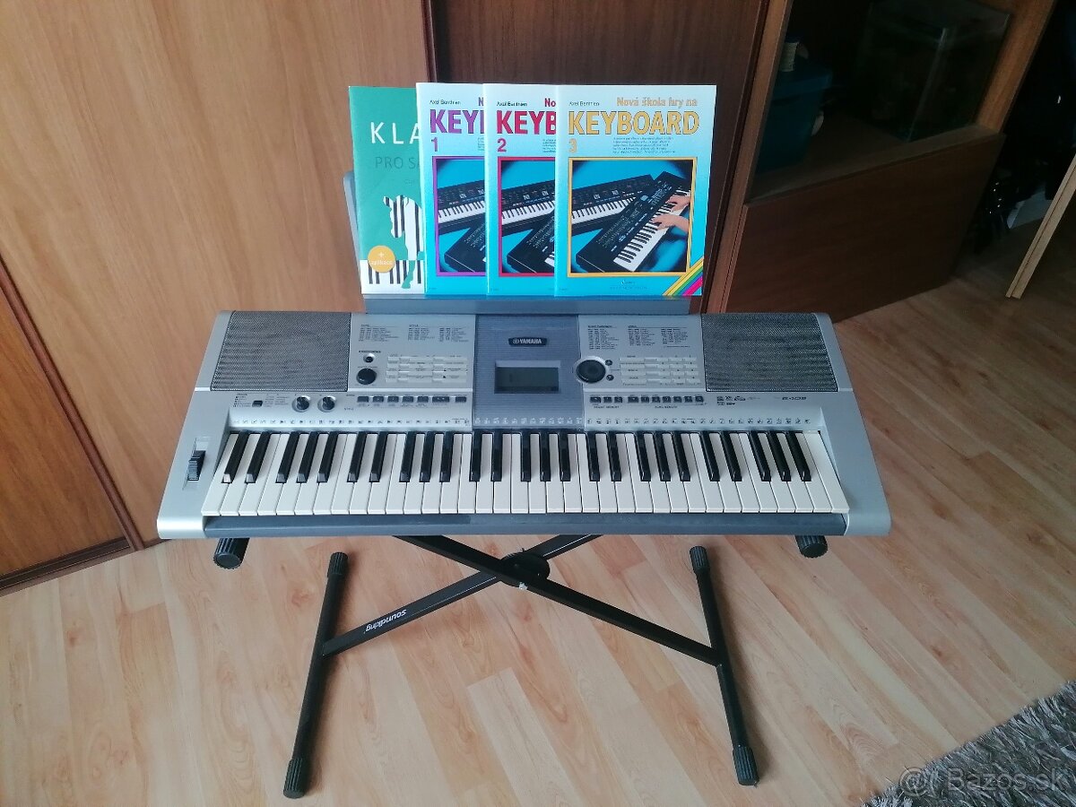 Yamaha Keyboard