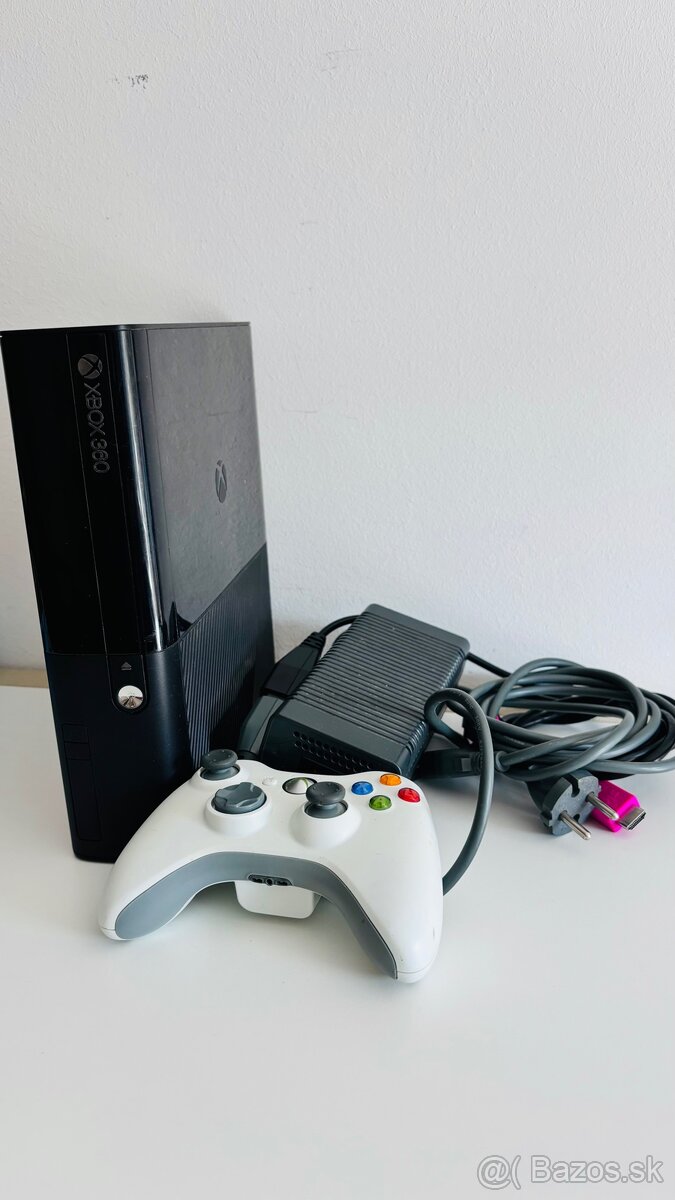 Xbox 360 Slim