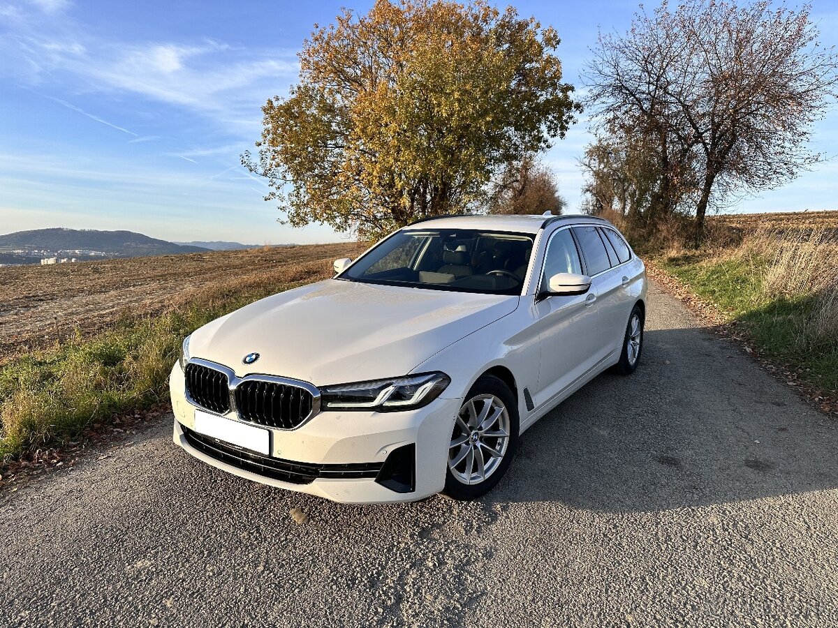 BMW rad 5 Touring 520d xDrive A/T