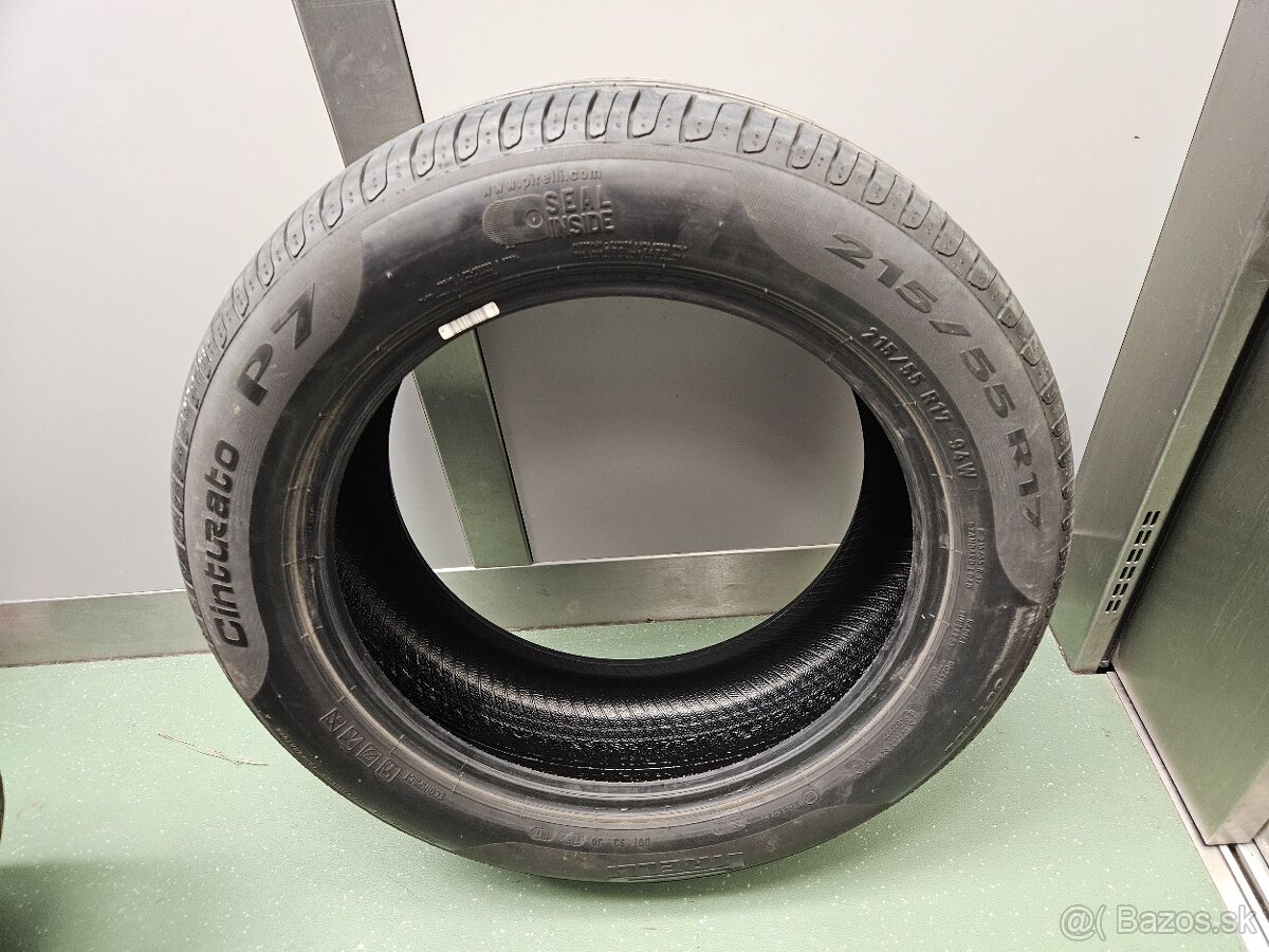 PIRELLI Cinturato P7 Seal-In, 215/55 R17 94W