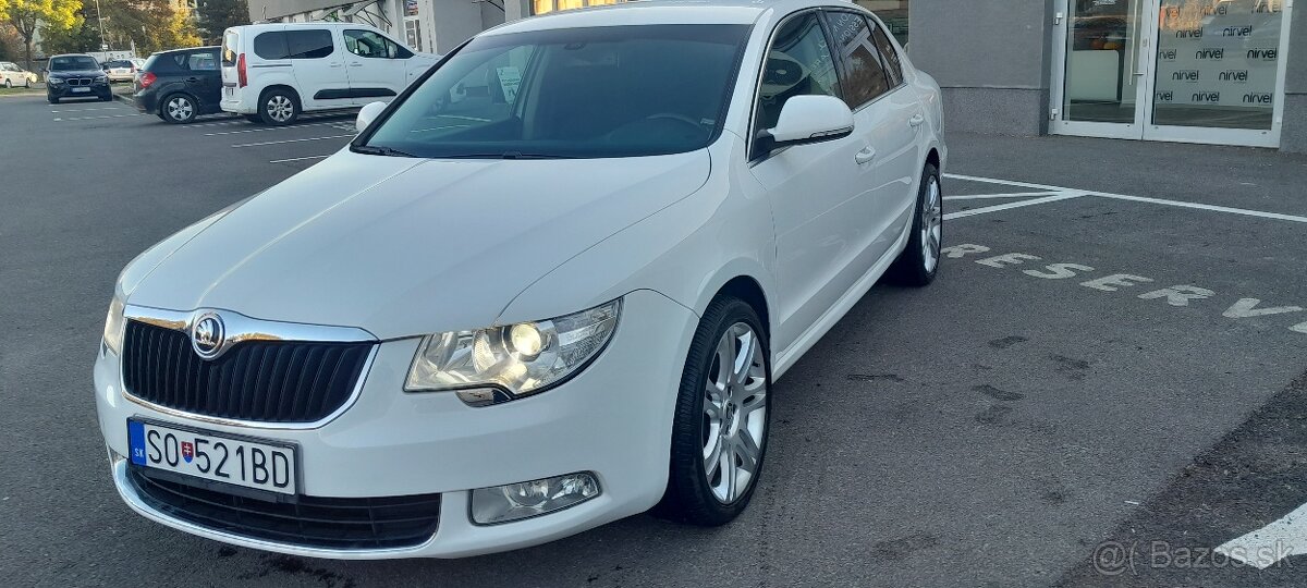 Predám Škoda Superb 3.6 benzín r.v.2013 4x4 DSG6