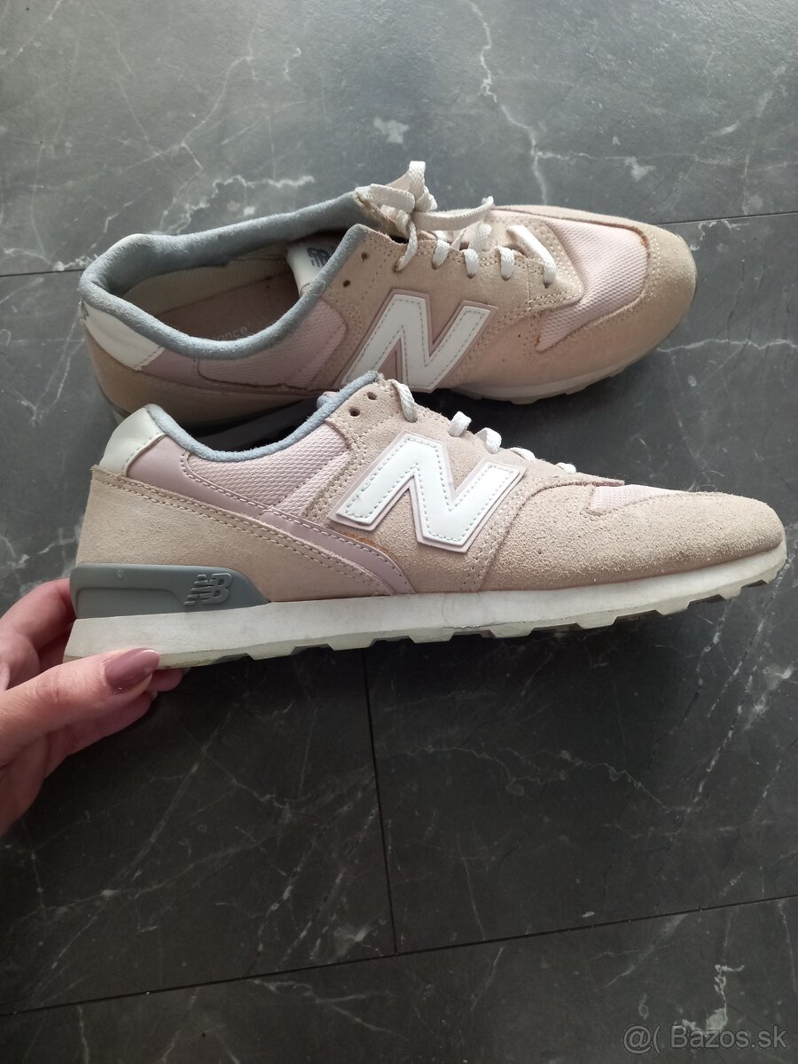 New balance,41