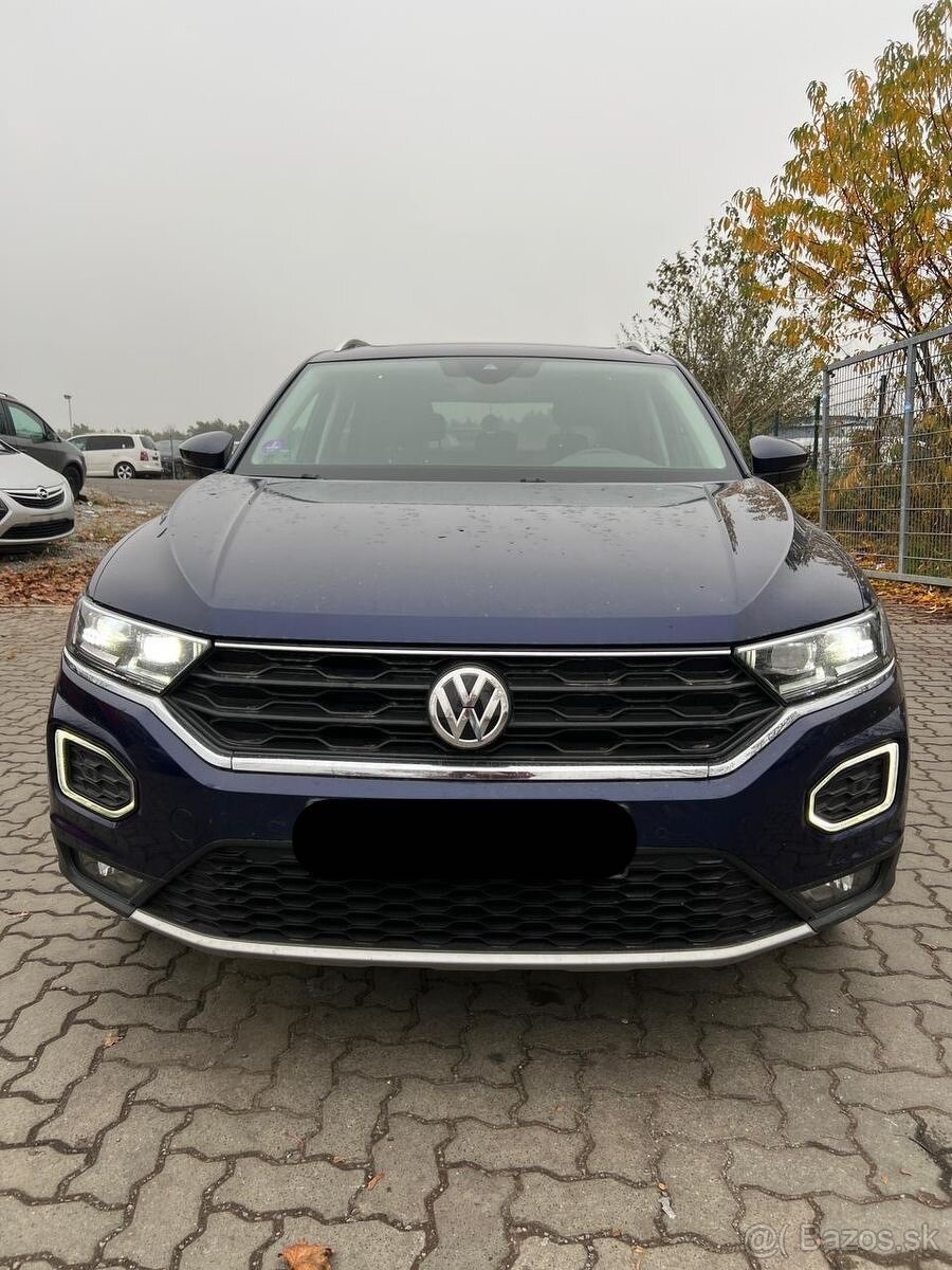 Volkswagen T-Roc 1.5tsi  PANORAMA Ťažne 222 000km