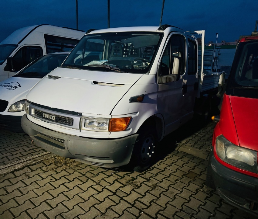 Iveco Daily sklápač trojstranný 2.8JTD, 7 miest