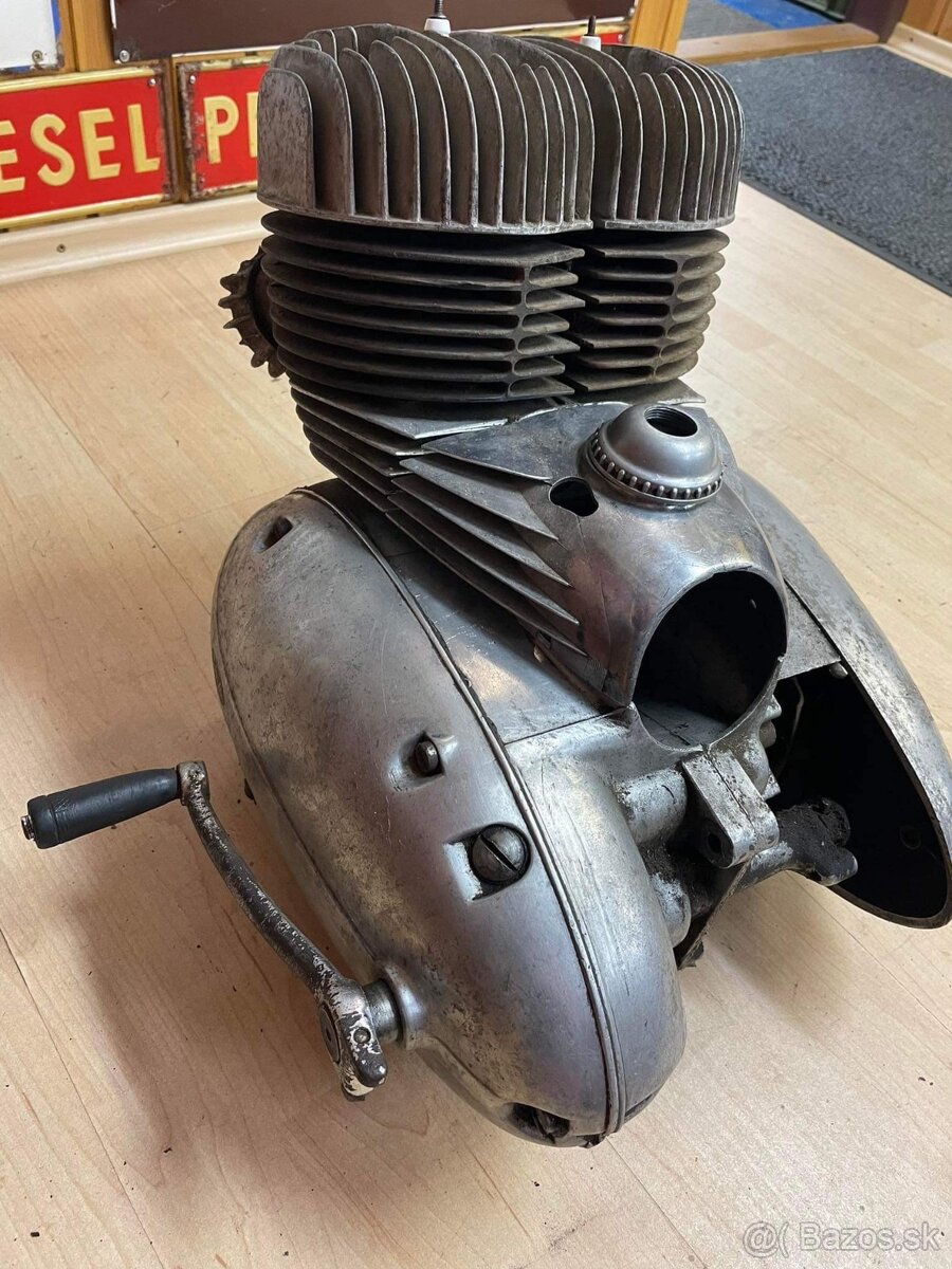 Motor Jawa 350 bez vyrobneho cisla