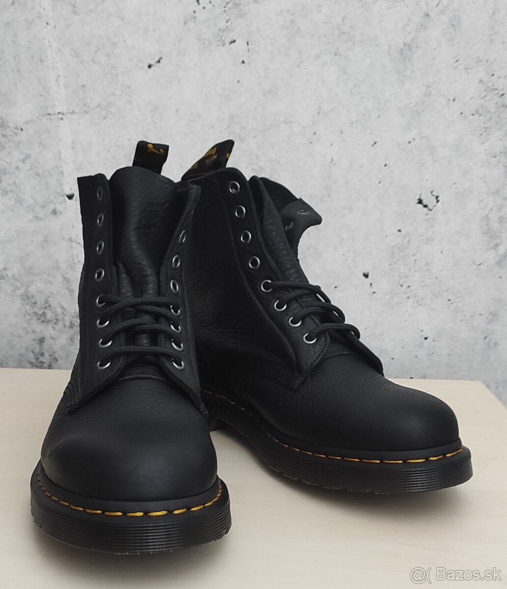 Dr. Martens 1460 Pascal EU42