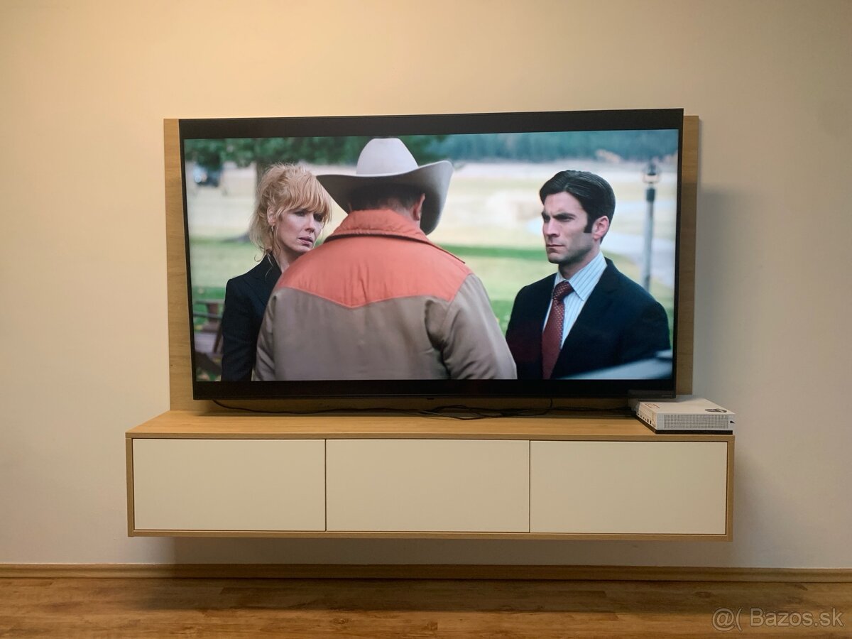 LG TV 70’ (2023)