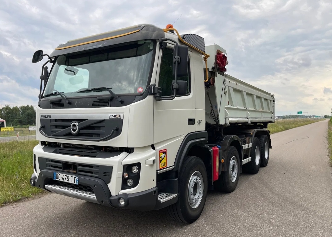 8451 - Volvo FMX 450 - 8x4 - Sklápěč S3 + Bordmatik - EEV –