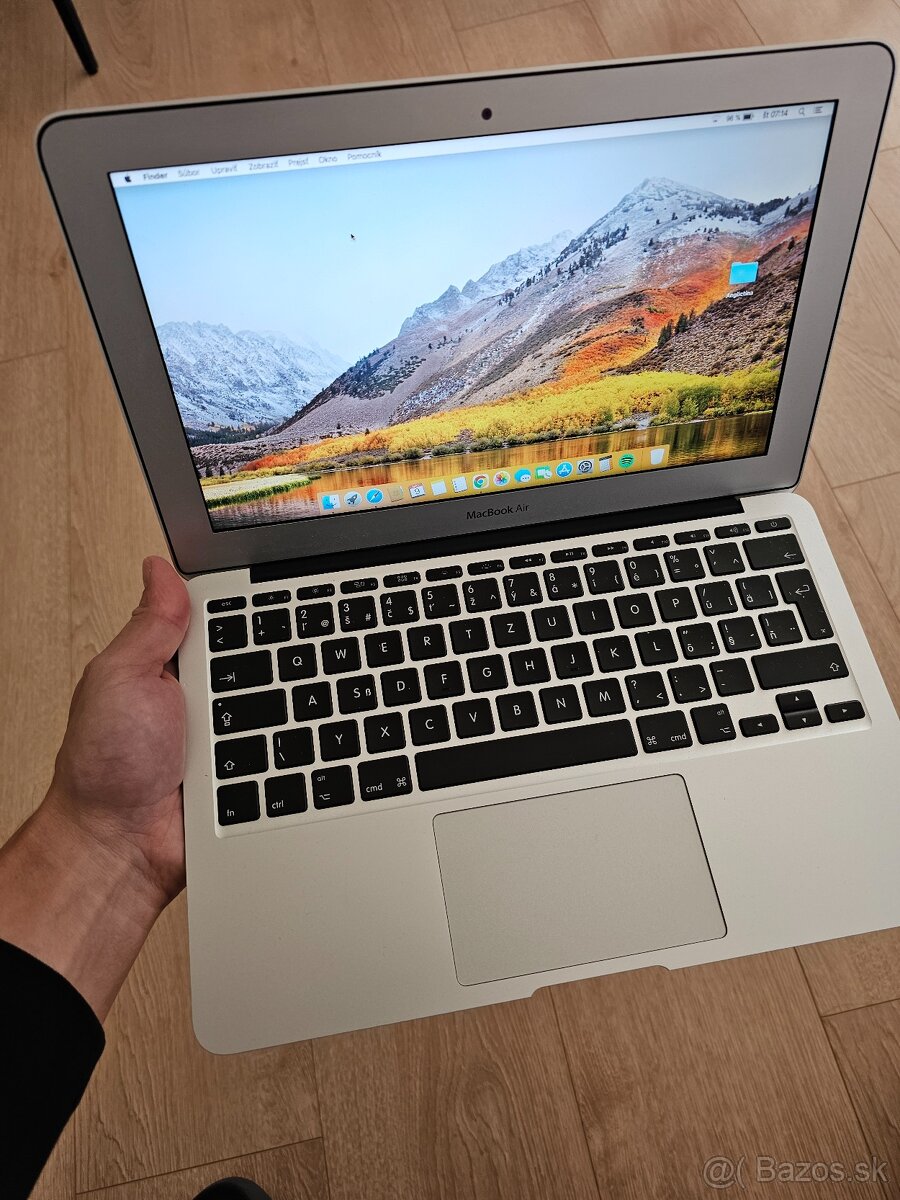 Macbook Air 11/i5 1.6ghz/4gb/128gb - nova bat. - SLOVENSKÝ