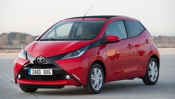 15" originál letná sada alu TOYOTA AYGO.