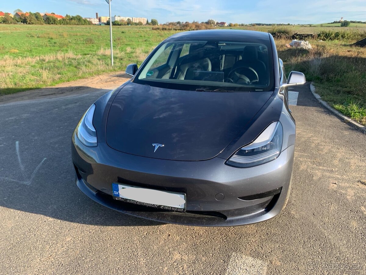 NA PREDAJ TESLA 3 , Standard Range Plus 208kW