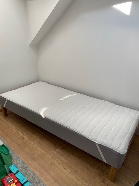 Predám samonosný matrac/posteľ IKEA SULTAN 90X200