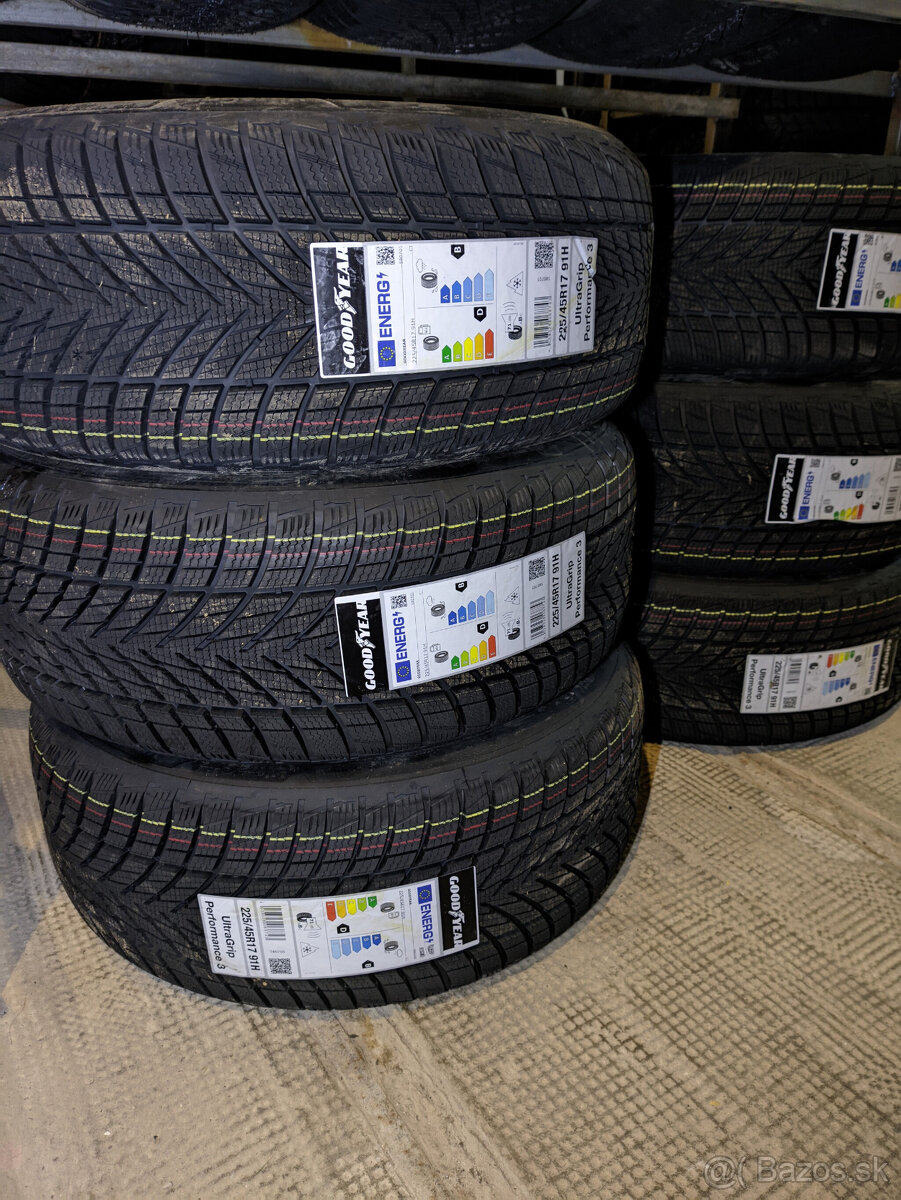 NOVÉzimné pneumatiky 225/45 R17 Goodyear