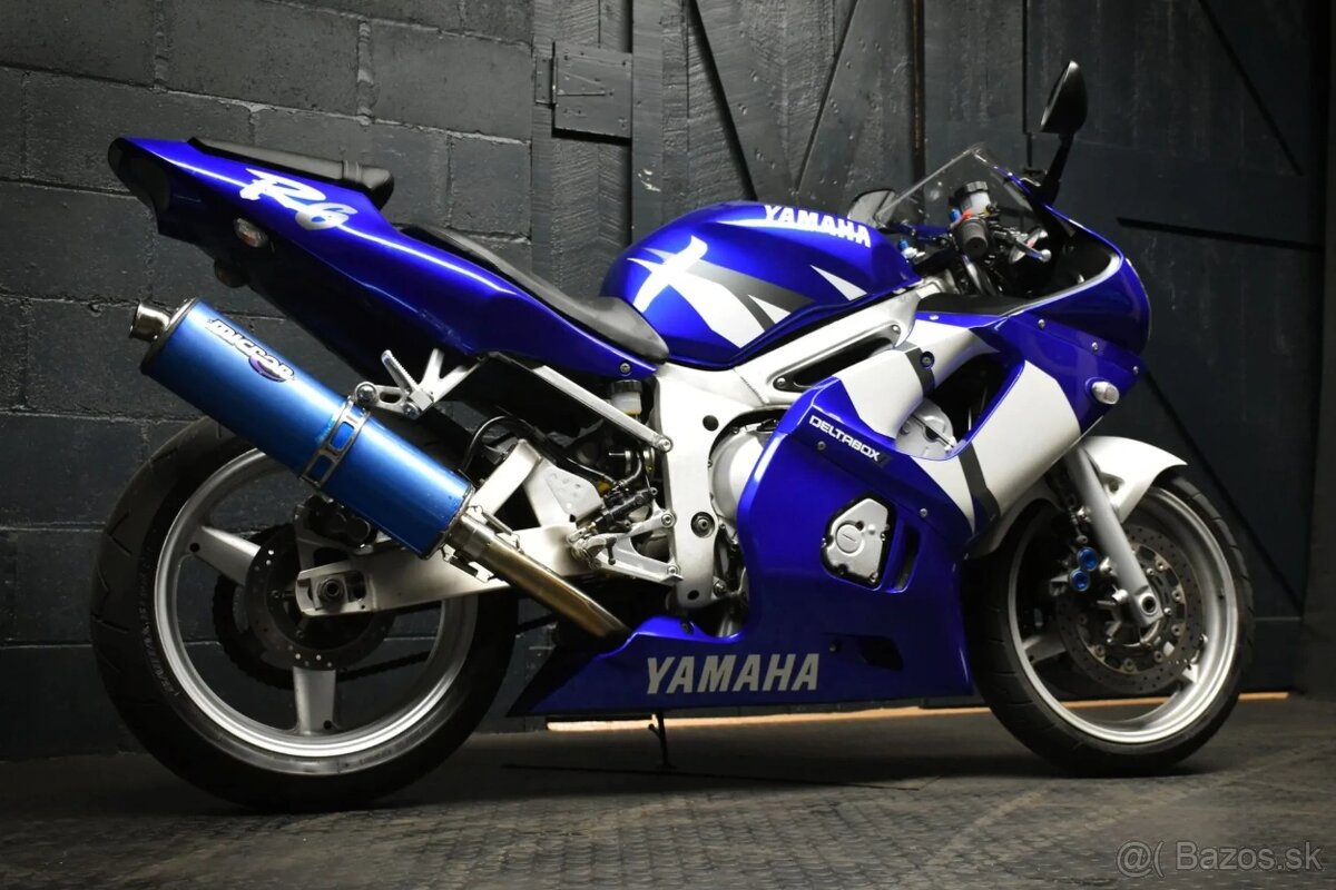 Yamaha YZF R6 rv2000